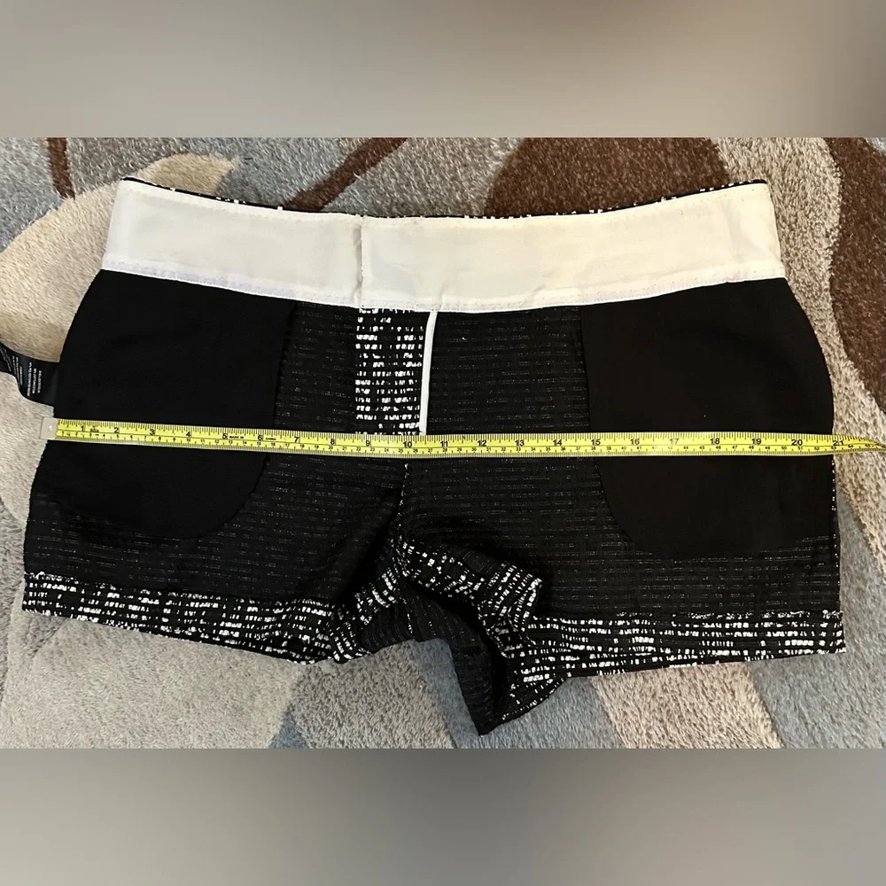 Alice + Olivia Employed Cady Mid-Rise Mini Shorts in Black/White Digital